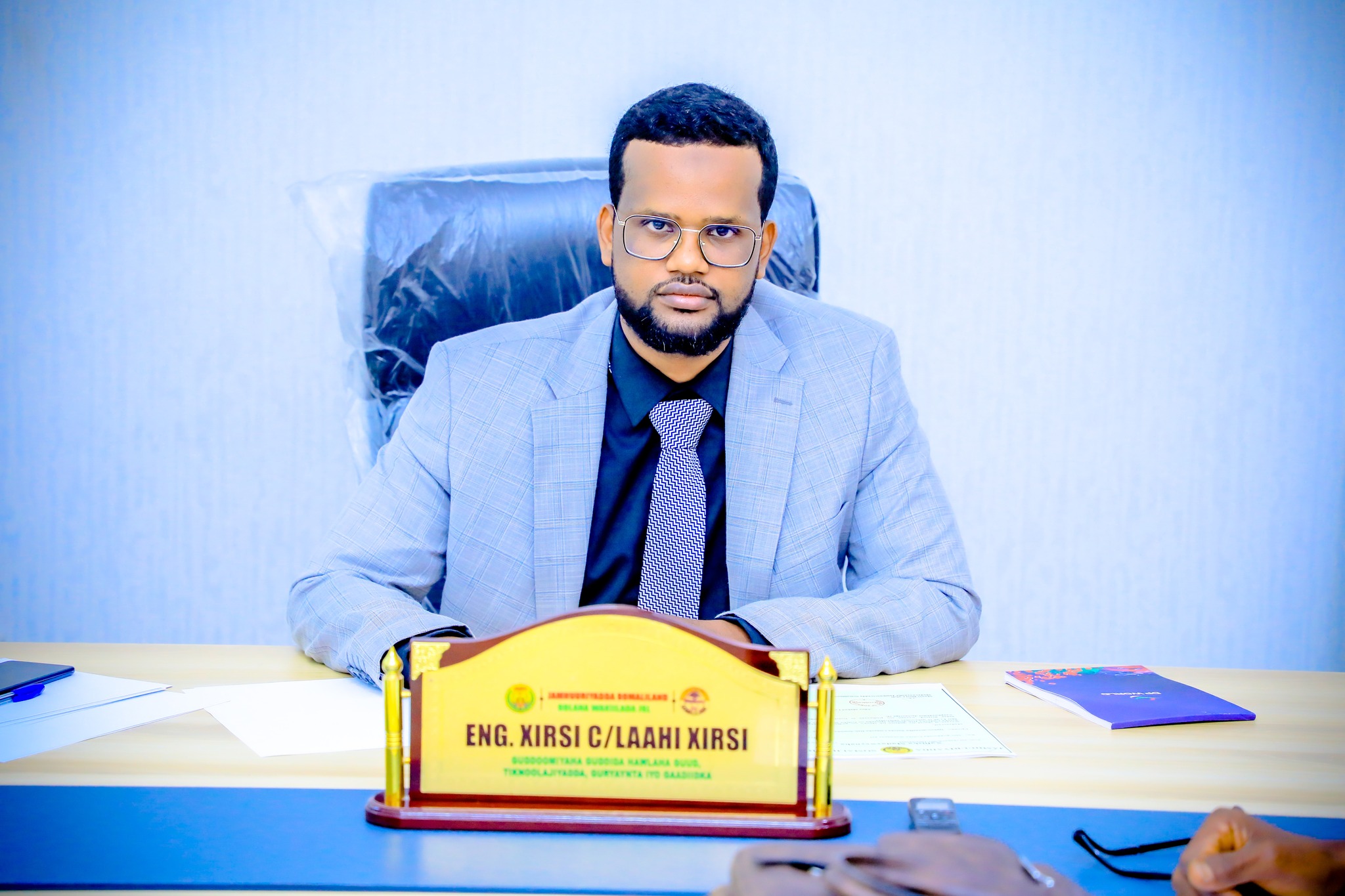 Parliament Member Image